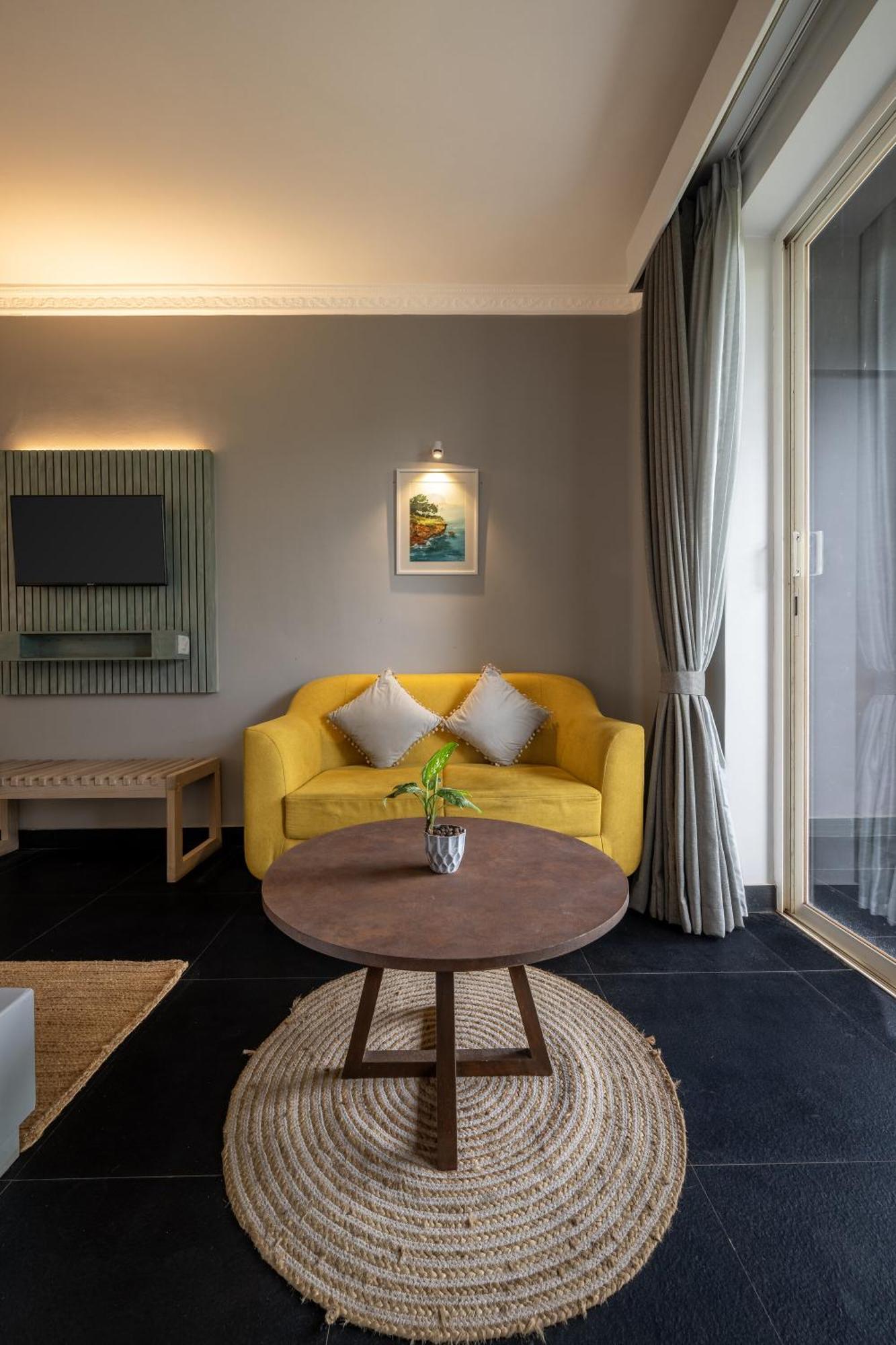 Echor Samara Morjim Goa Sea View Restro Hotel Bagian luar foto