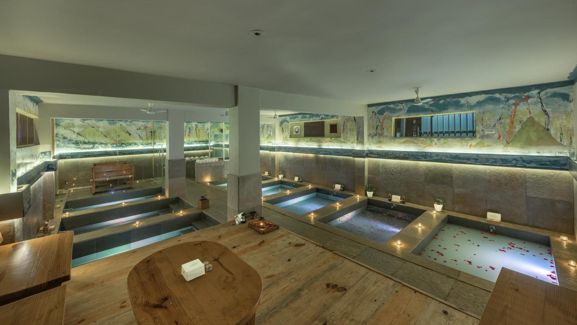 Echor Samara Morjim Goa Sea View Restro Hotel Bagian luar foto