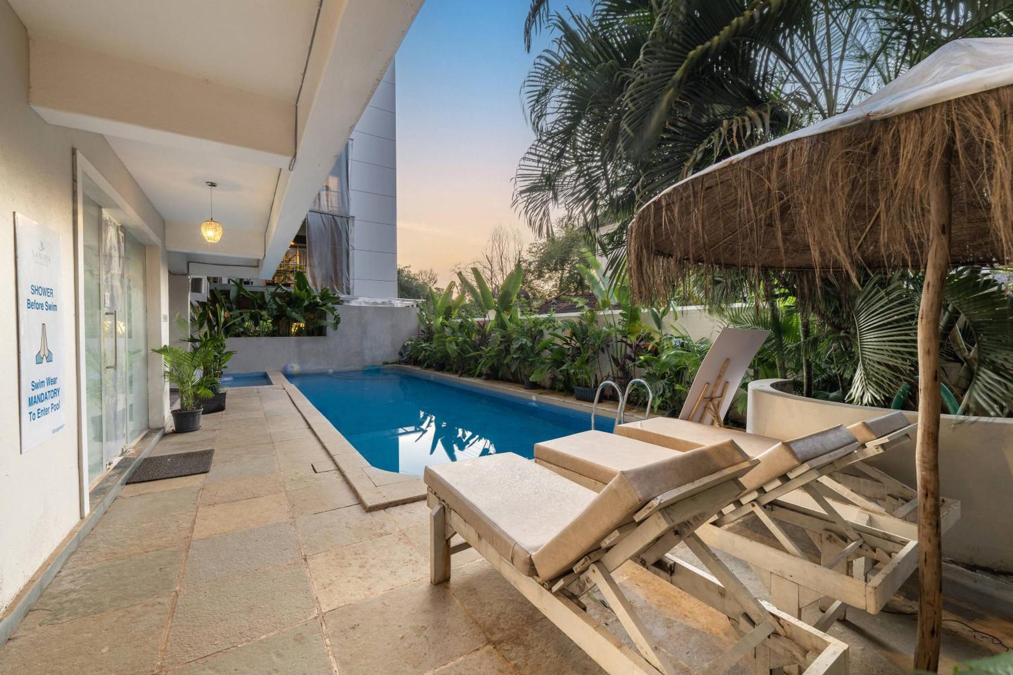 Echor Samara Morjim Goa Sea View Restro Hotel Bagian luar foto